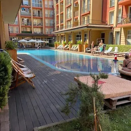 Sunny View Cacao Апартамент