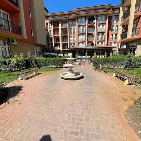 Апартамент Sunny View Cacao *